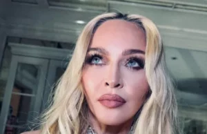 Мадонна повертається до кіно: новини про фільм про її життя.